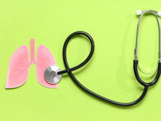 lungs on green background